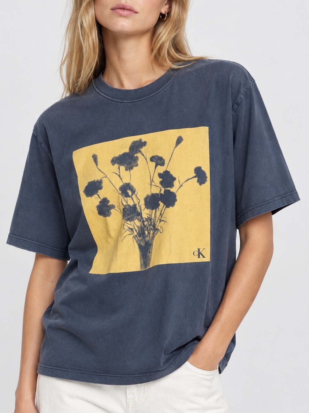 Calvin Klein Cotton Navy Blue Floral Graphic Crewneck T-Shirt